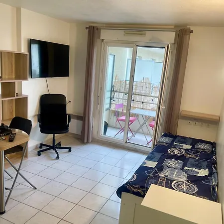 Au Centre-ville 2 Apartment